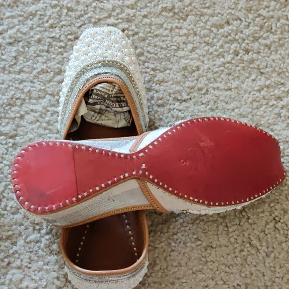 Juttis - Picture 3 of 4